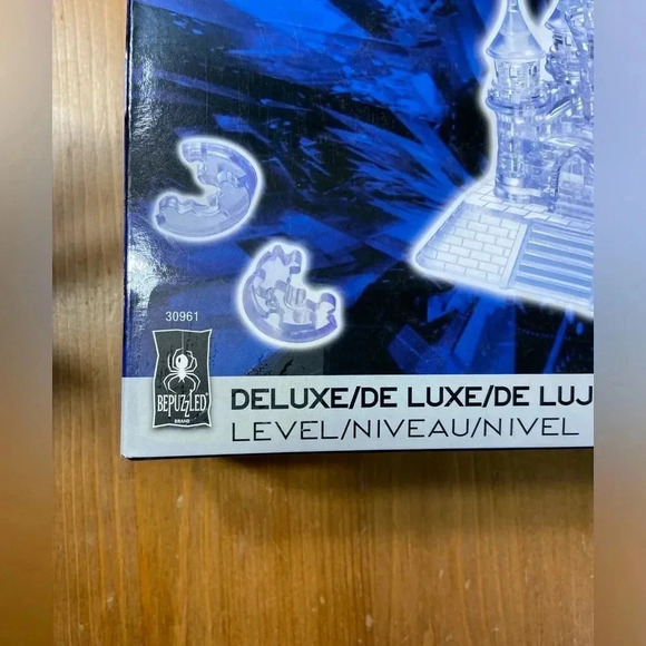 Deluxe Original 3D Crystal  Puzzle 🏰 - BNIB - Picture 5 of 8